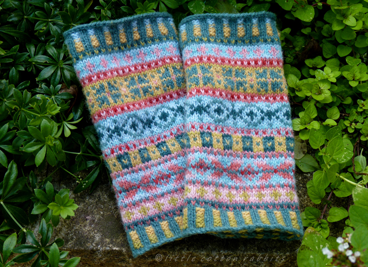 ESPRIT - Fair Isle Knit Cuffs at our online shop