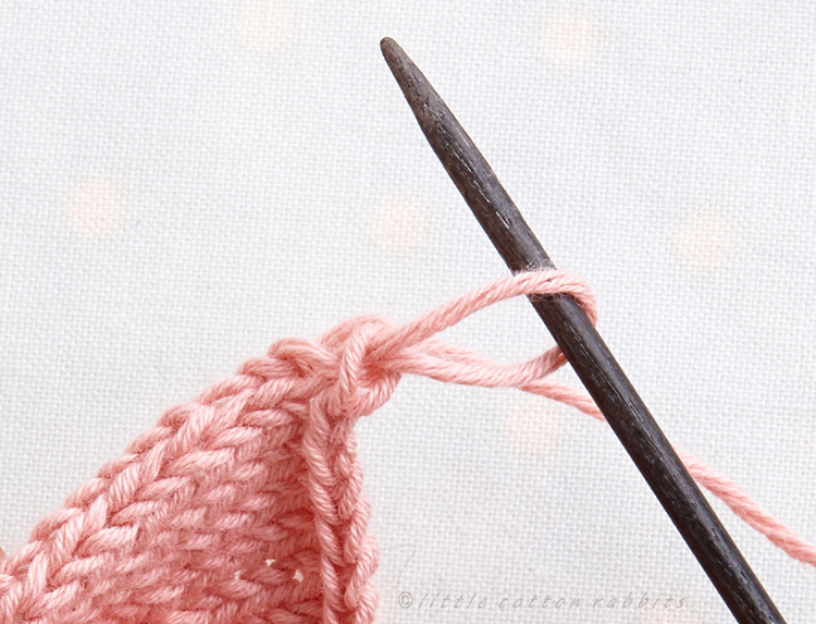 How to knit with two colors: Tweed stitch - So Woolly